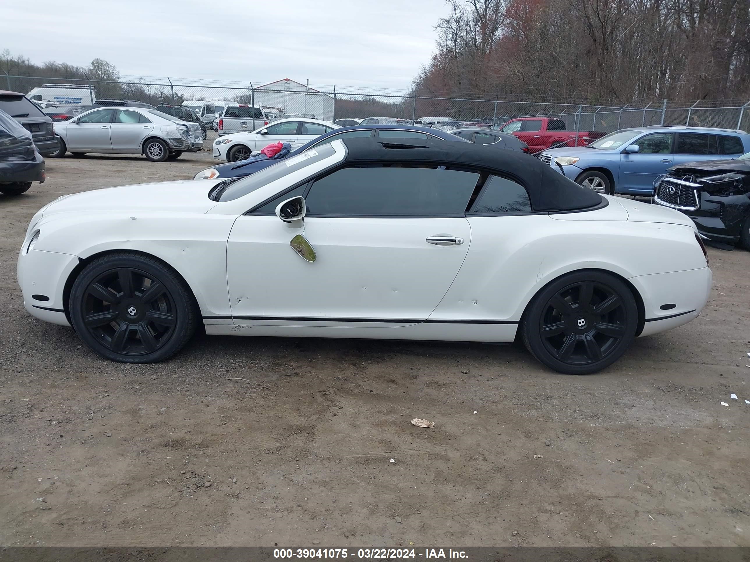 Photo 14 VIN: SCBDR33W08C054825 - BENTLEY CONTINENTAL GT 