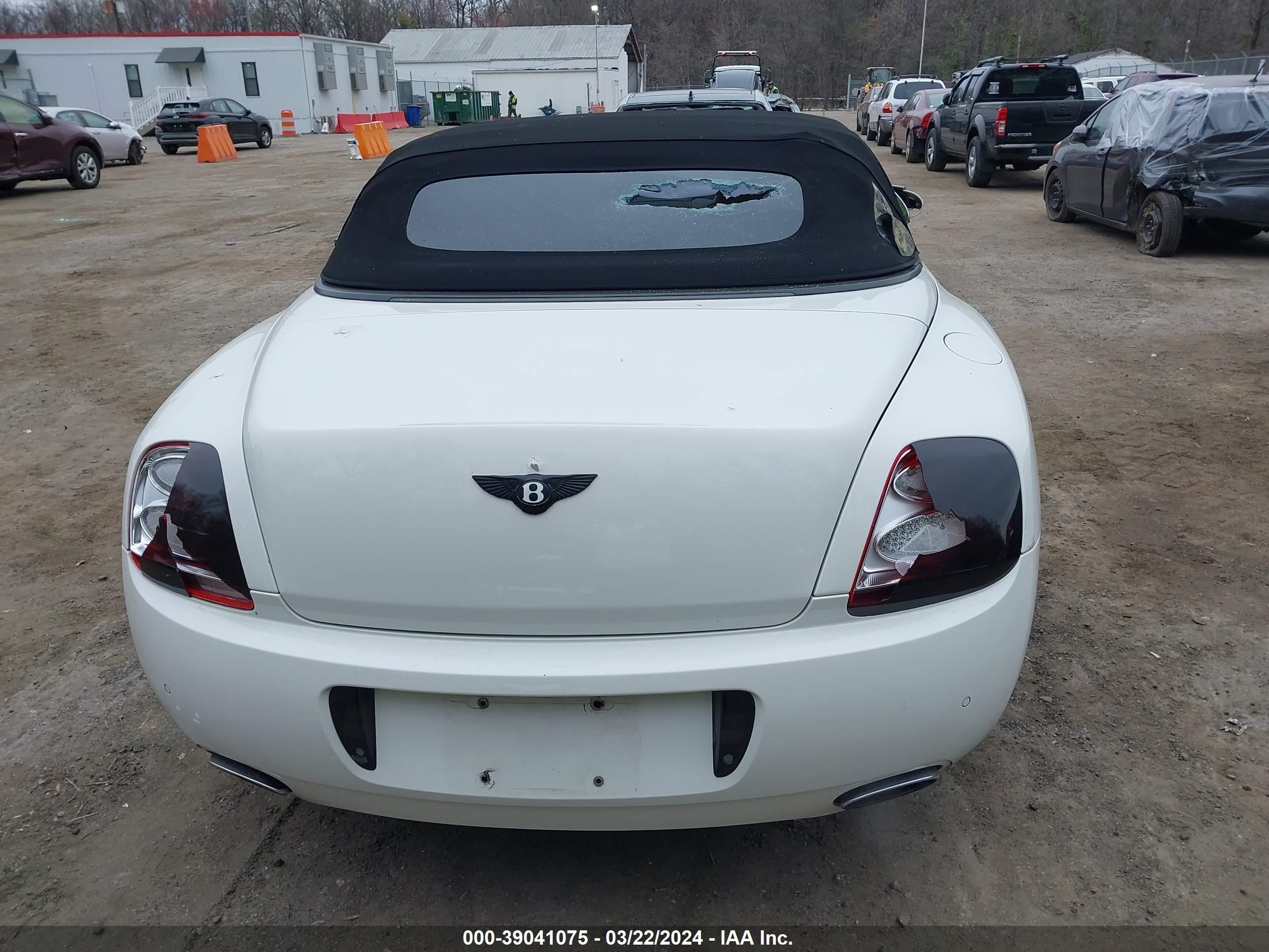 Photo 16 VIN: SCBDR33W08C054825 - BENTLEY CONTINENTAL GT 