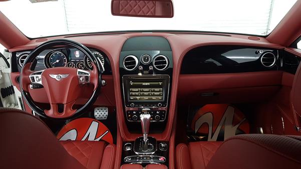 Photo 18 VIN: SCBEE5ZA7HC064775 - BENTLEY FLYING SPUR 