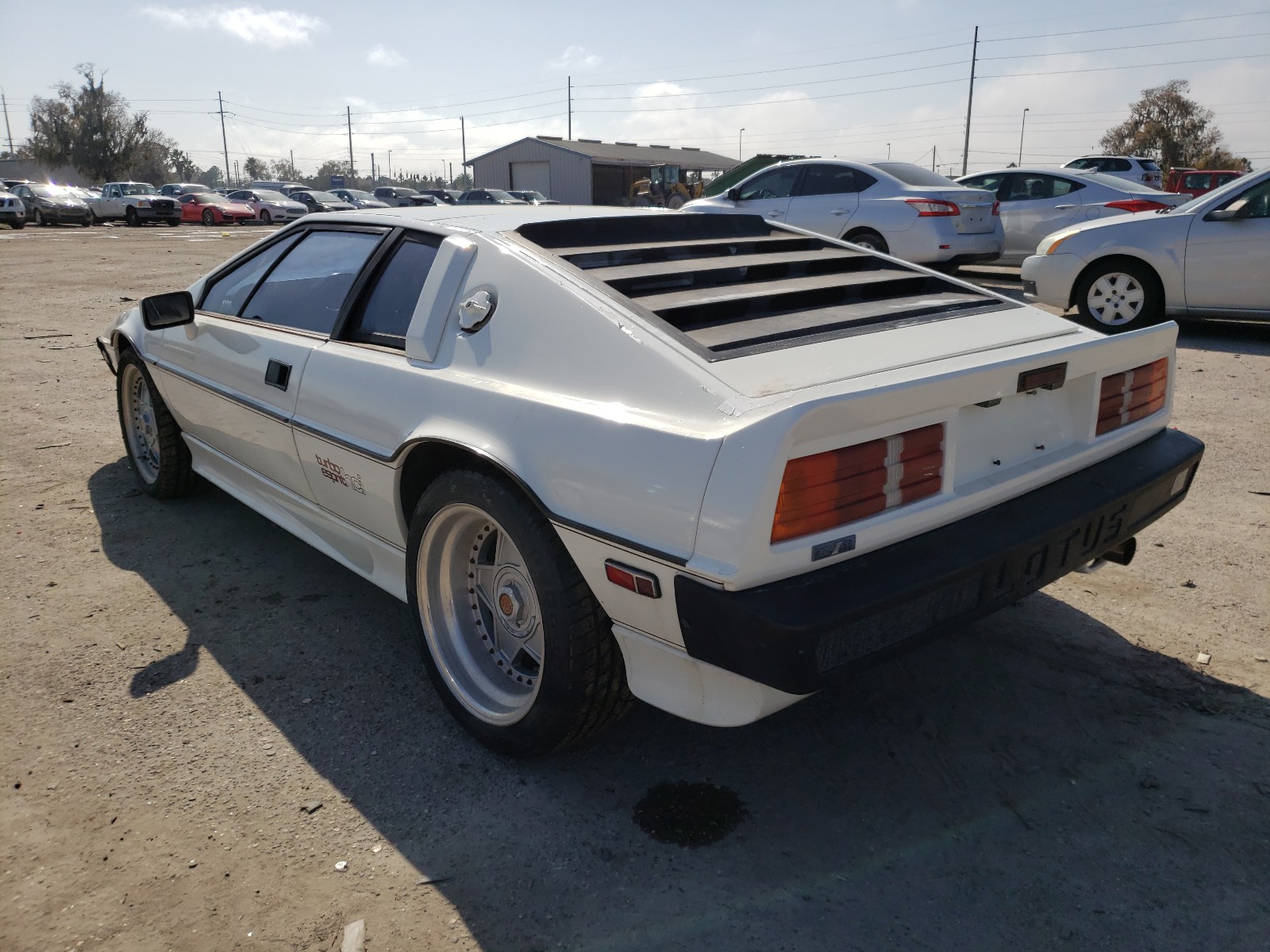 Photo 2 VIN: SCCFC20A5GHF60826 - LOTUS ESPRIT 