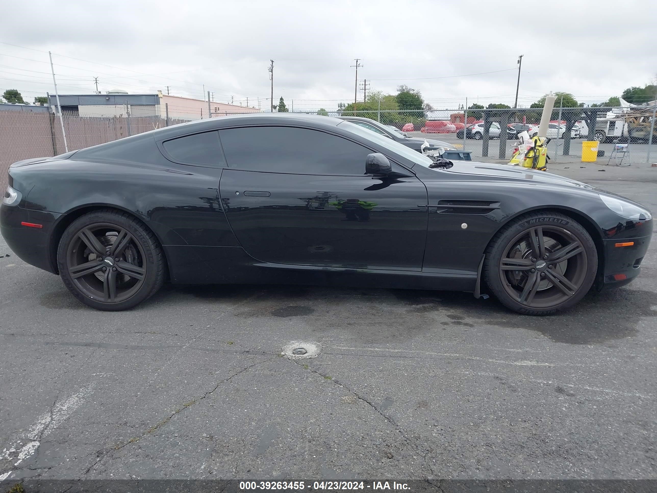 Photo 12 VIN: SCFAD01A58GA09557 - ASTON MARTIN DB9 