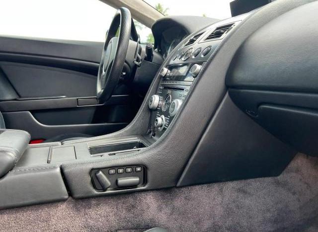 Photo 5 VIN: SCFBF03C99GC11896 - ASTON-MARTIN V8 VANTAGE 