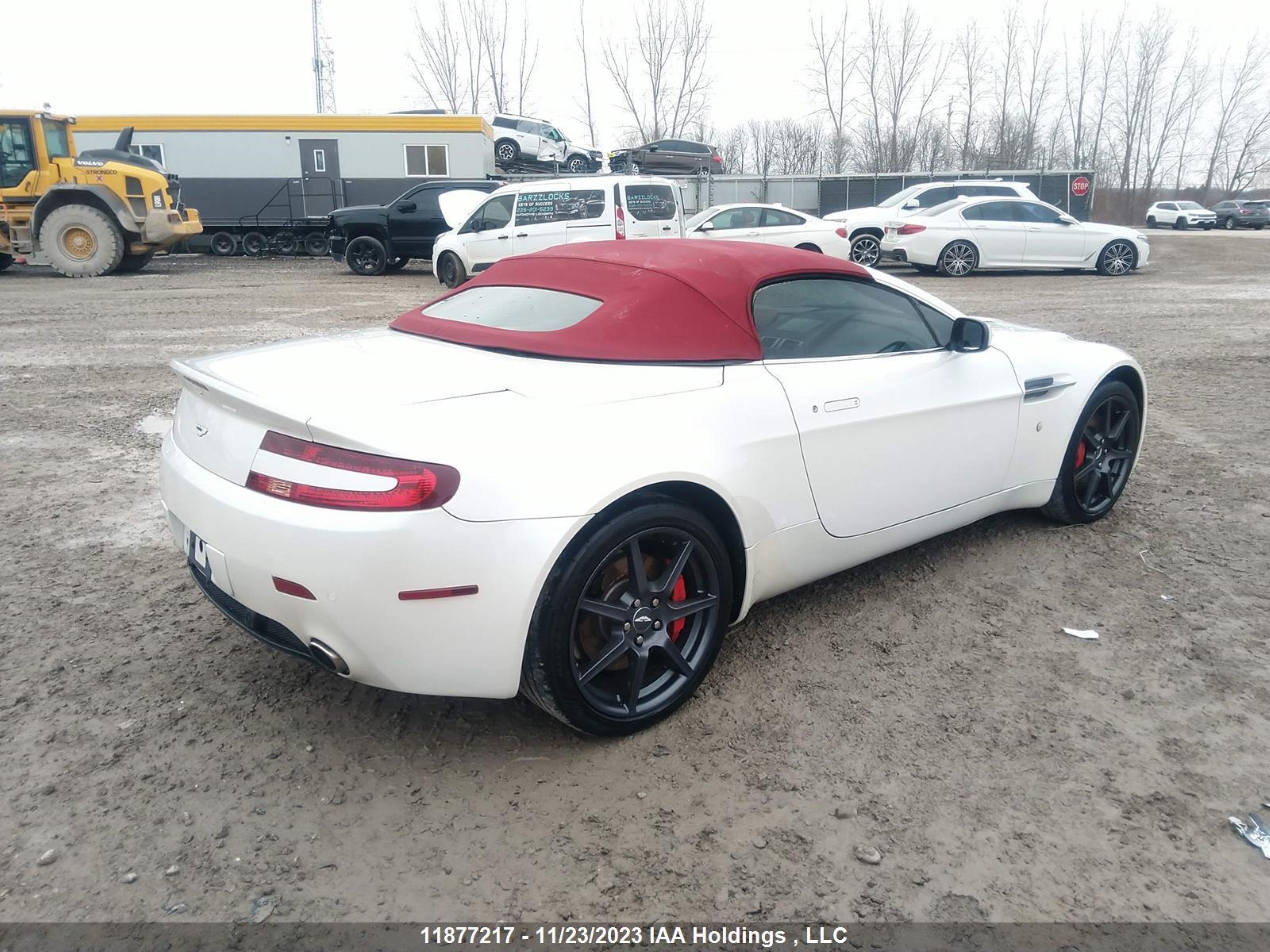 Photo 3 VIN: SCFBF04B68GD09661 - ASTON MARTIN VANTAGE 