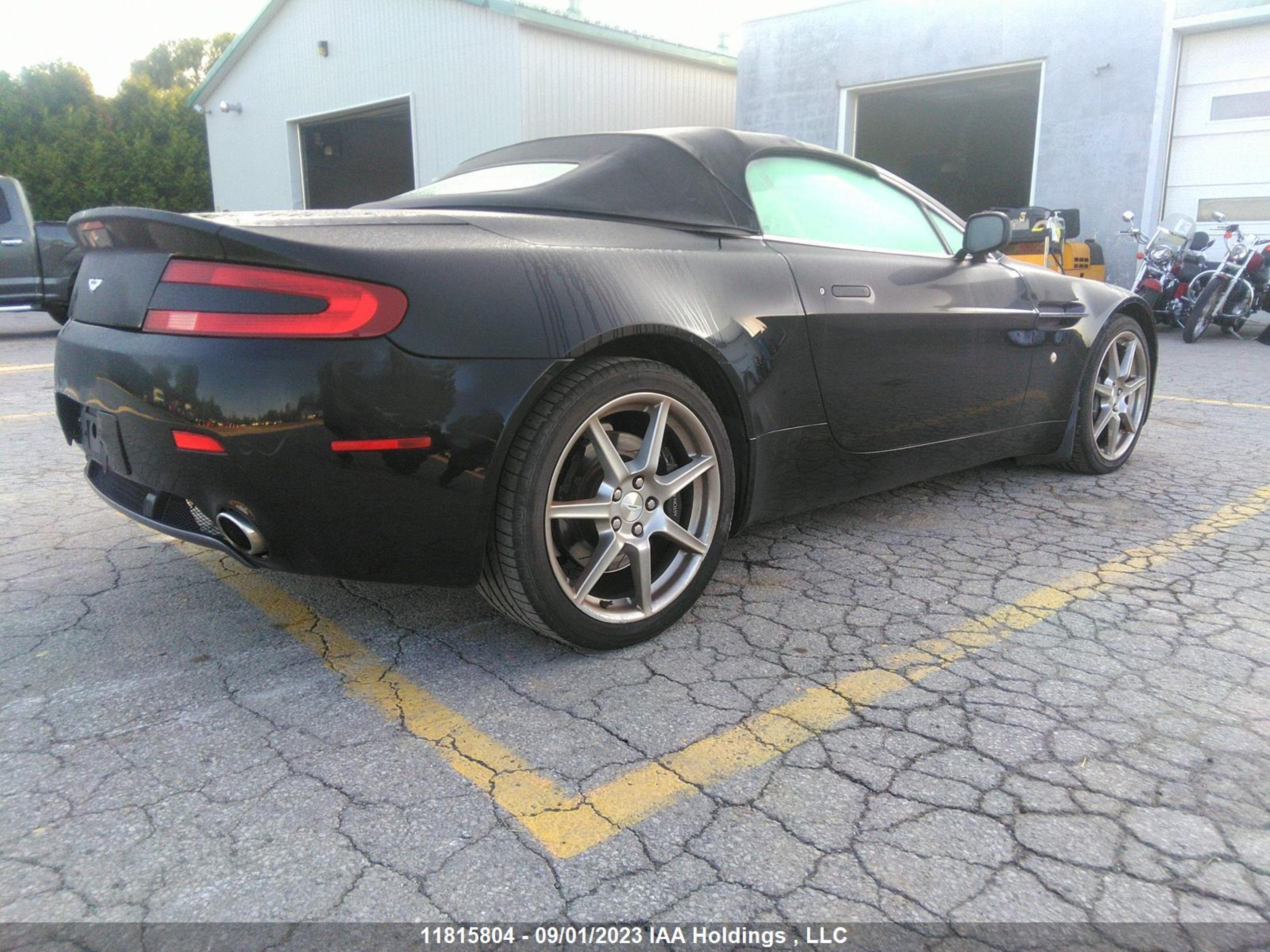 Photo 3 VIN: SCFBF04BX8GD10053 - ASTON MARTIN VANTAGE 