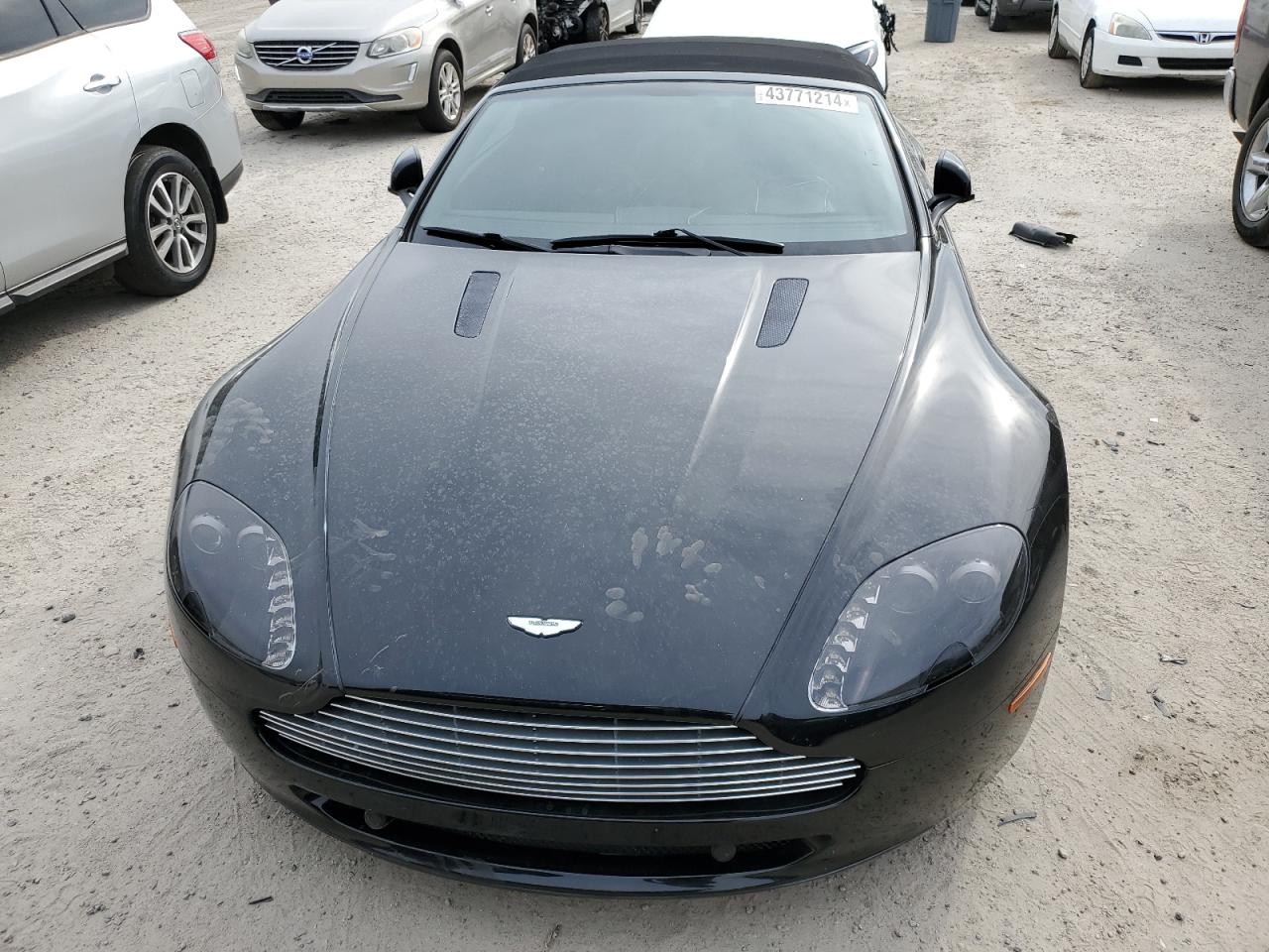 Photo 4 VIN: SCFBF04CX9GD11942 - ASTON-MARTIN VANTAGE 