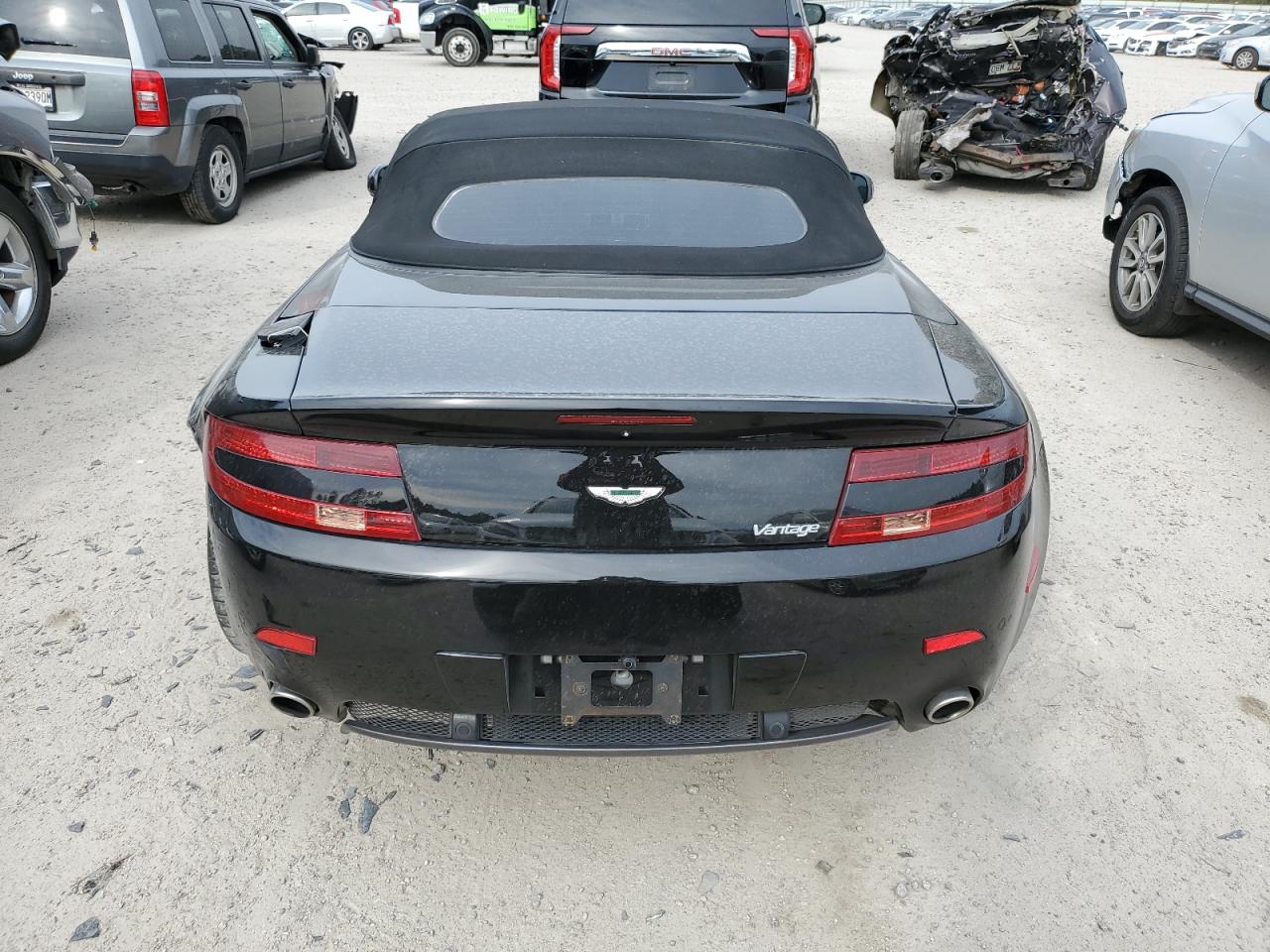 Photo 5 VIN: SCFBF04CX9GD11942 - ASTON-MARTIN VANTAGE 