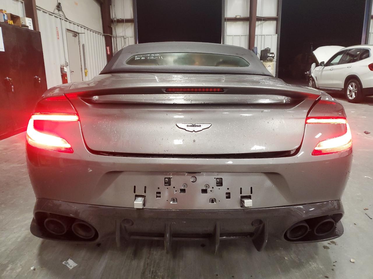 Photo 5 VIN: SCFPMCLZ0JGK03737 - ASTON-MARTIN V12 VANQUISH 