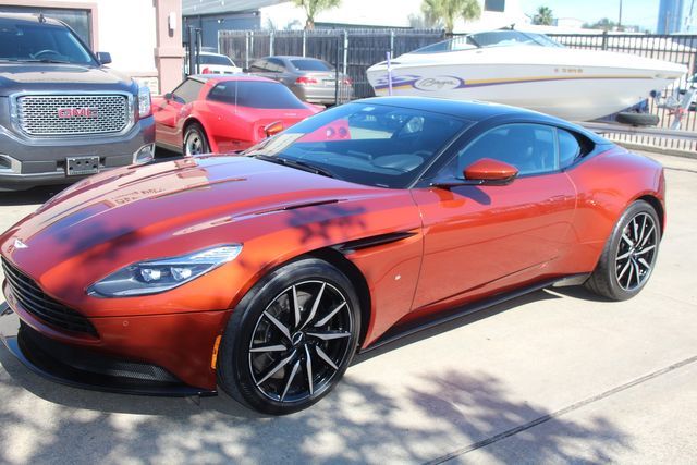 Photo 8 VIN: SCFRMFAV7HGL02494 - ASTON MARTIN DB11 