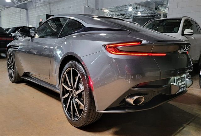 Photo 6 VIN: SCFRMFAVXJGL03709 - ASTON-MARTIN DB11 