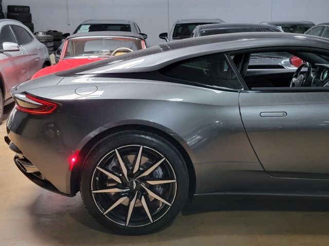 Photo 8 VIN: SCFRMFAVXJGL03709 - ASTON-MARTIN DB11 