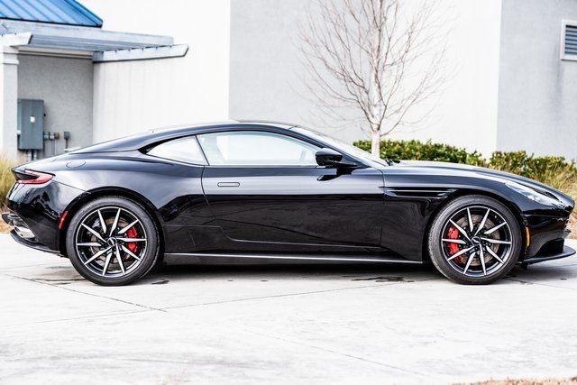 Photo 2 VIN: SCFRMFAW1KGL05536 - ASTON MARTIN DB11 