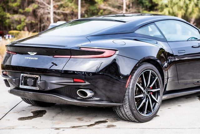 Photo 3 VIN: SCFRMFAW1KGL05536 - ASTON MARTIN DB11 