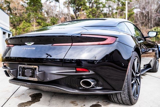 Photo 4 VIN: SCFRMFAW1KGL05536 - ASTON MARTIN DB11 