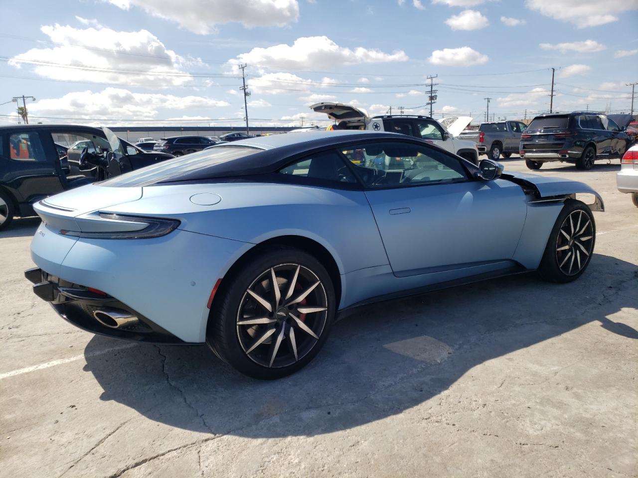 Photo 2 VIN: SCFRMFAW3LGL08973 - ASTON MARTIN DB11 