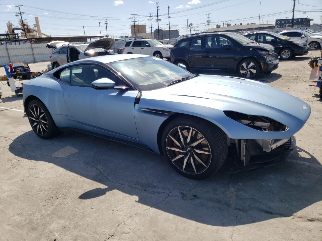 Photo 3 VIN: SCFRMFAW3LGL08973 - ASTON MARTIN DB11 