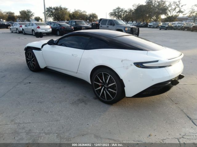 Photo 2 VIN: SCFRMFAW7KGL05816 - ASTON MARTIN DB11 