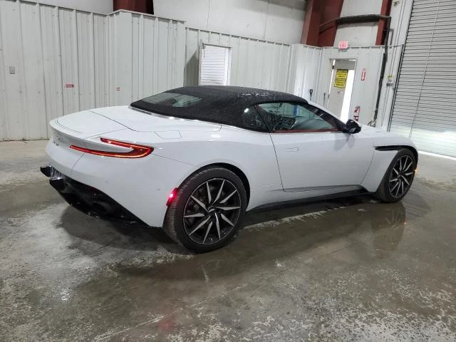 Photo 2 VIN: SCFRMFCW7LGM08894 - ASTON MARTIN DB11 