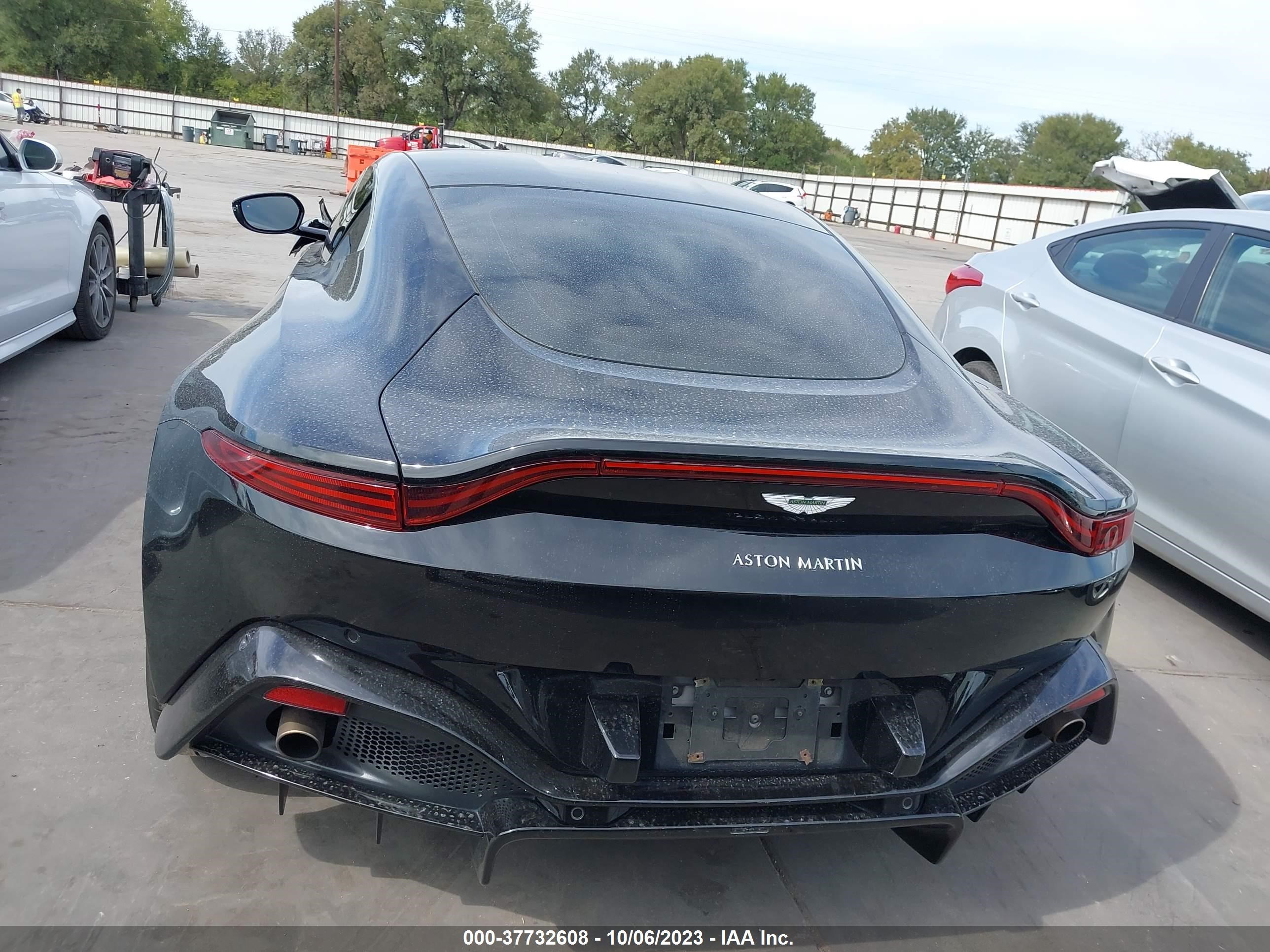 Photo 16 VIN: SCFSMGAW2KGN00259 - ASTON MARTIN VANTAGE 