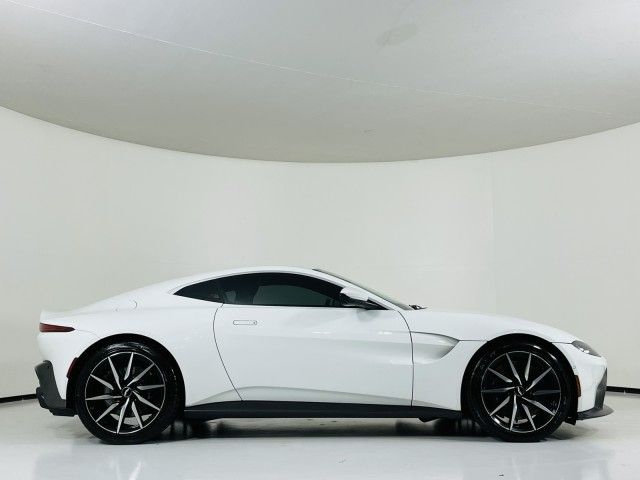 Photo 1 VIN: SCFSMGAW4KGN01624 - ASTON MARTIN VANTAGE 