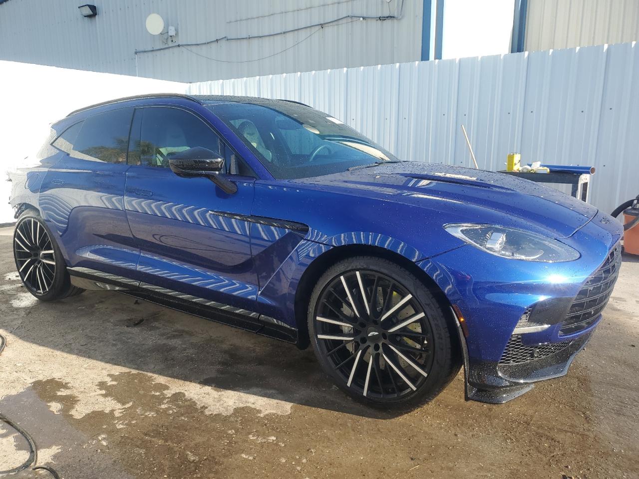 Photo 3 VIN: SD7VUJBW2PTV08304 - ASTON MARTIN DBX 