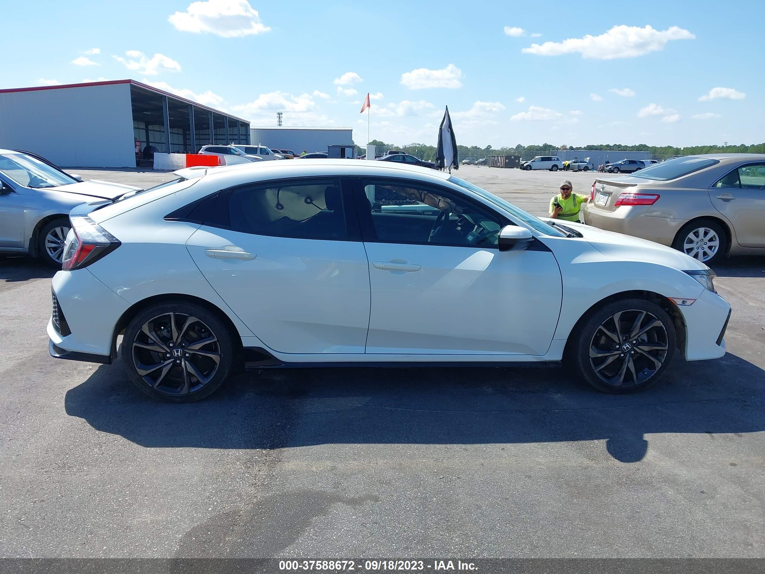 Photo 12 VIN: SHHFK7G40JU205342 - HONDA CIVIC 