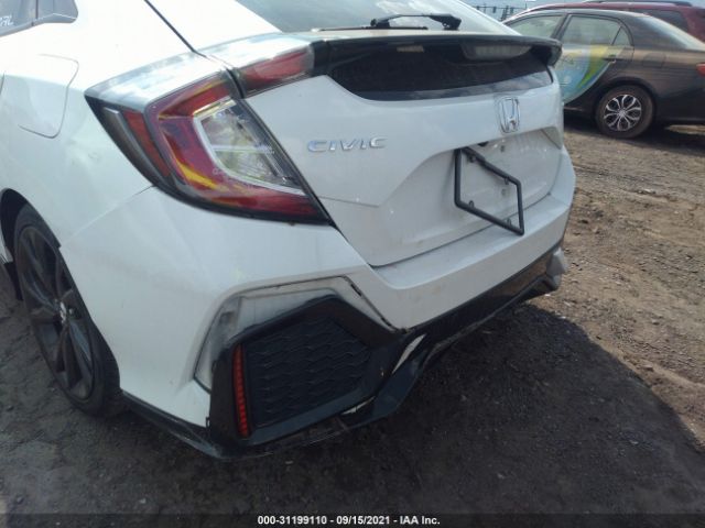 Photo 5 VIN: SHHFK7G48JU208960 - HONDA CIVIC HATCHBACK 