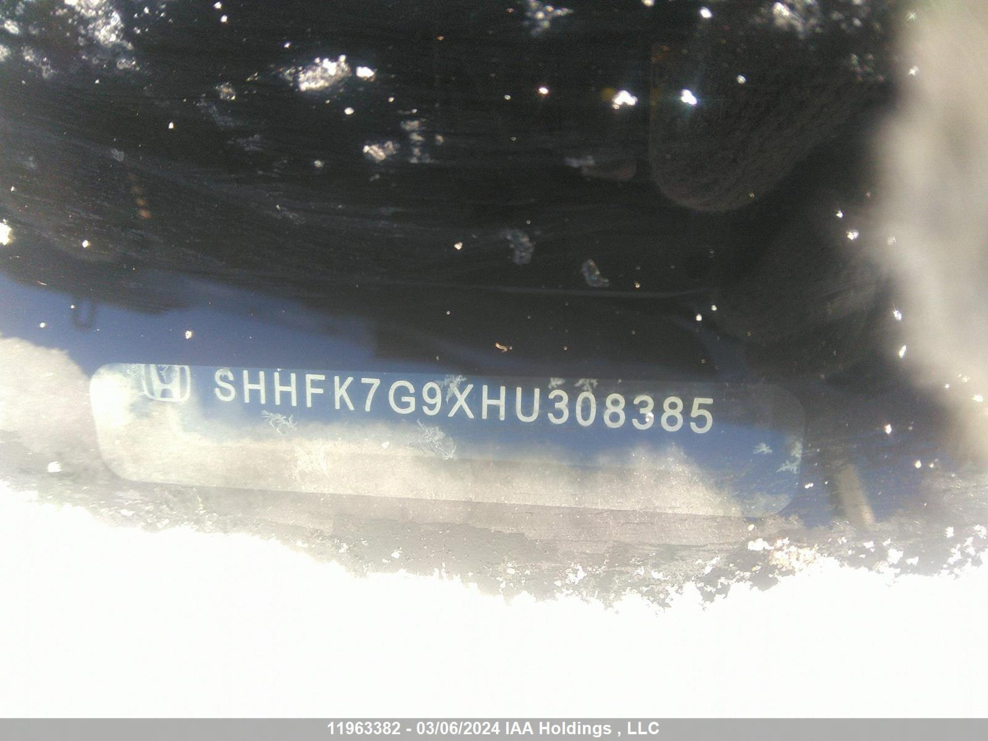 Photo 8 VIN: SHHFK7G9XHU308385 - HONDA CIVIC 