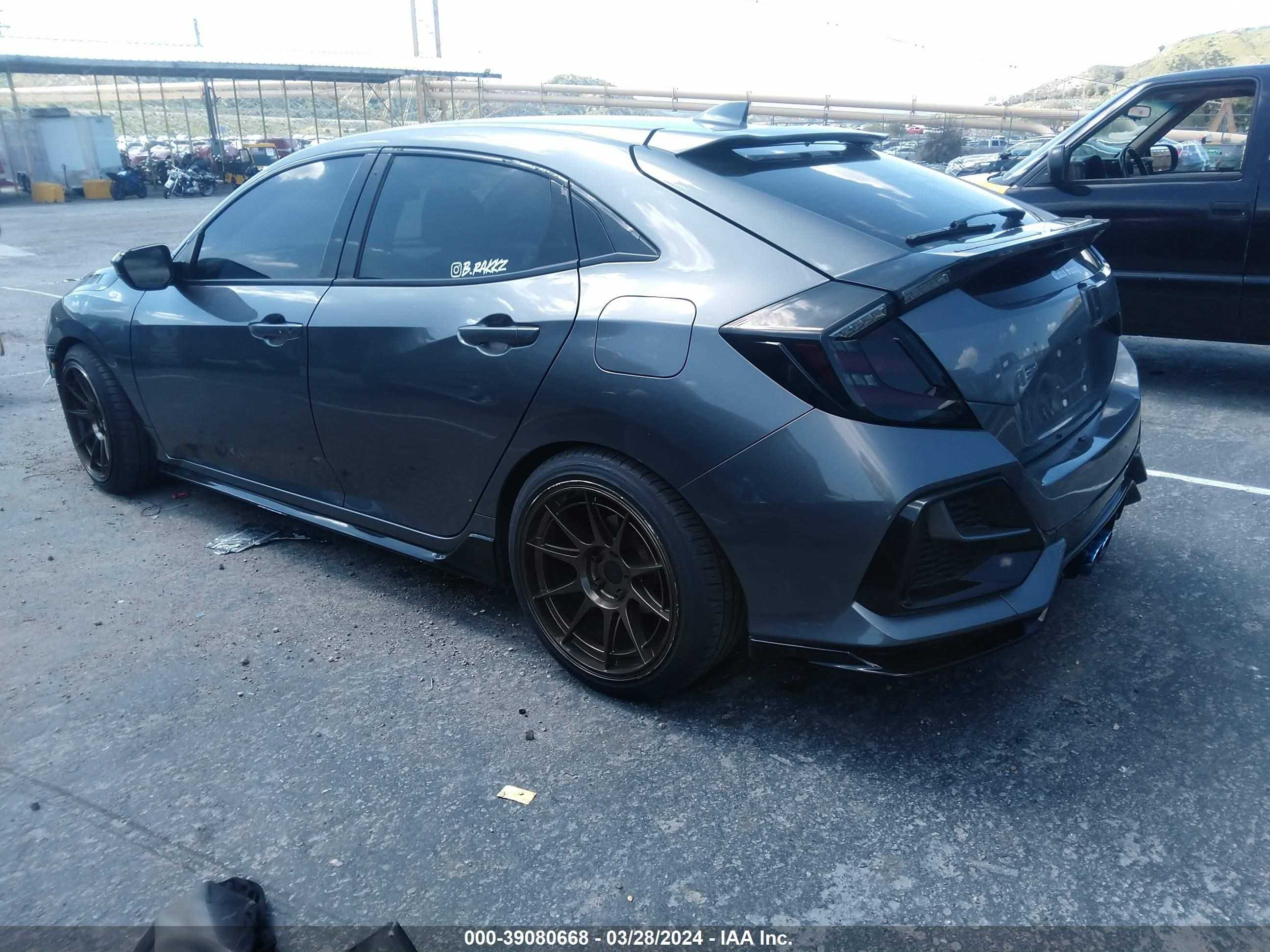 Photo 2 VIN: SHHFK7H46MU209995 - HONDA CIVIC 