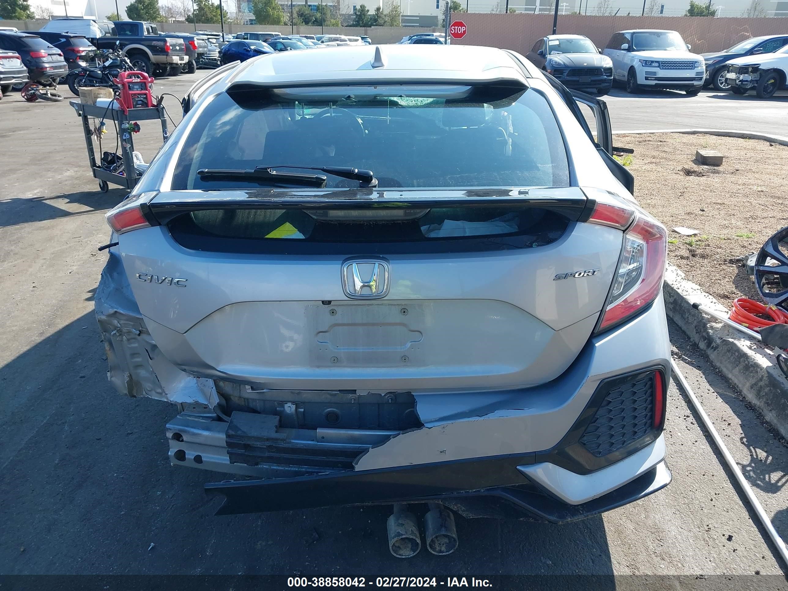 Photo 15 VIN: SHHFK7H47HU415915 - HONDA CIVIC 