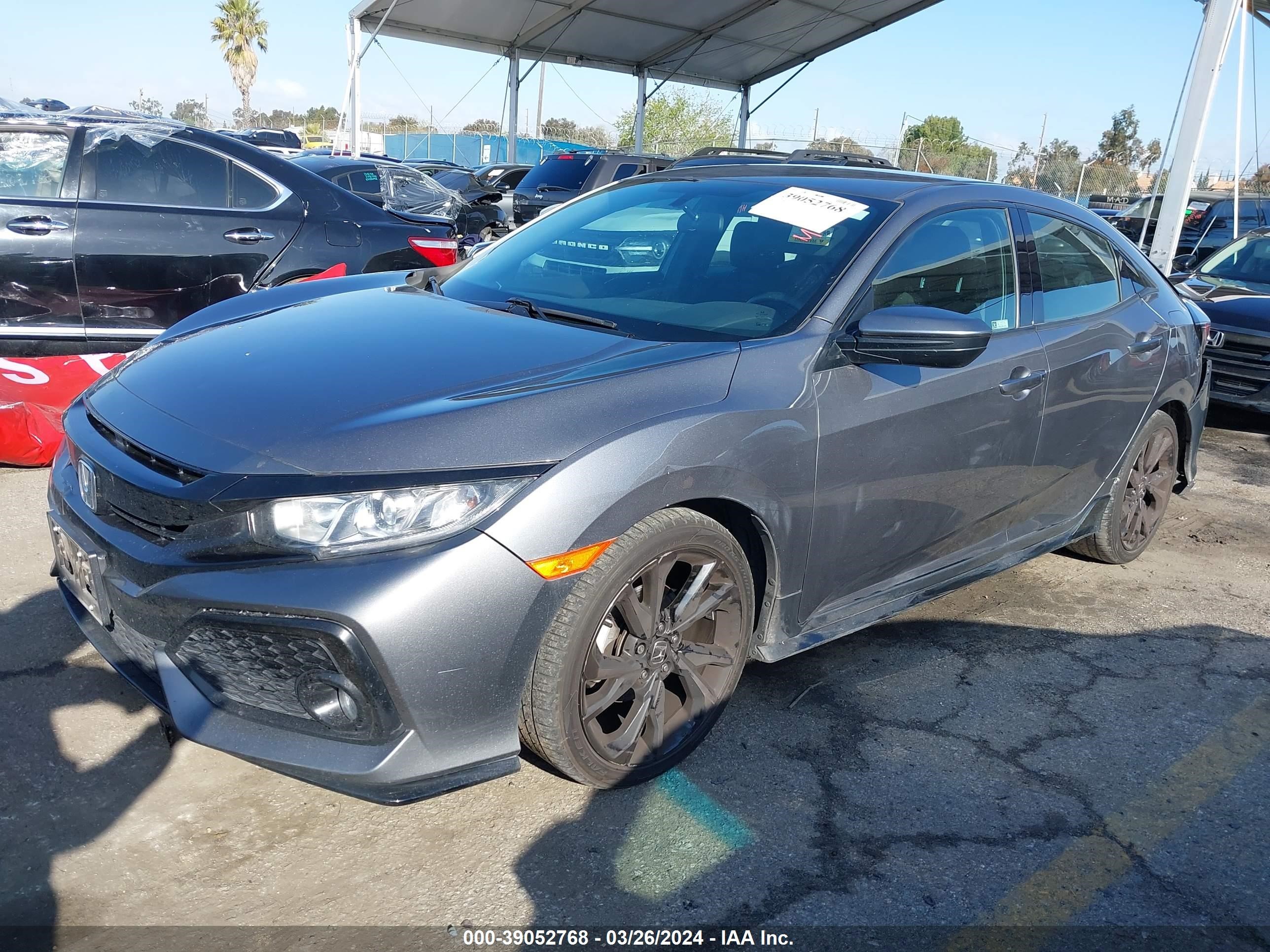 Photo 1 VIN: SHHFK7H47JU413166 - HONDA CIVIC 