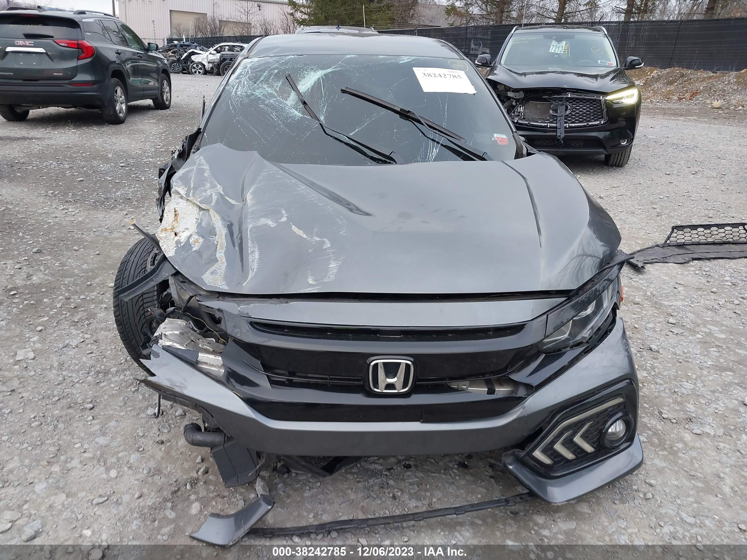 Photo 11 VIN: SHHFK7H48HU413655 - HONDA CIVIC 