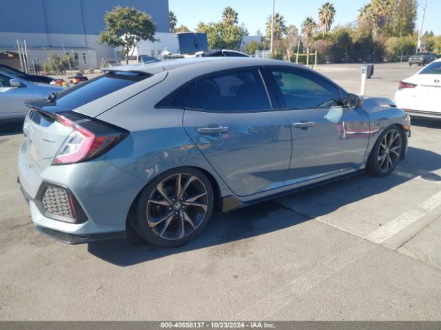 Photo 3 VIN: SHHFK7H48JU416660 - HONDA CIVIC 