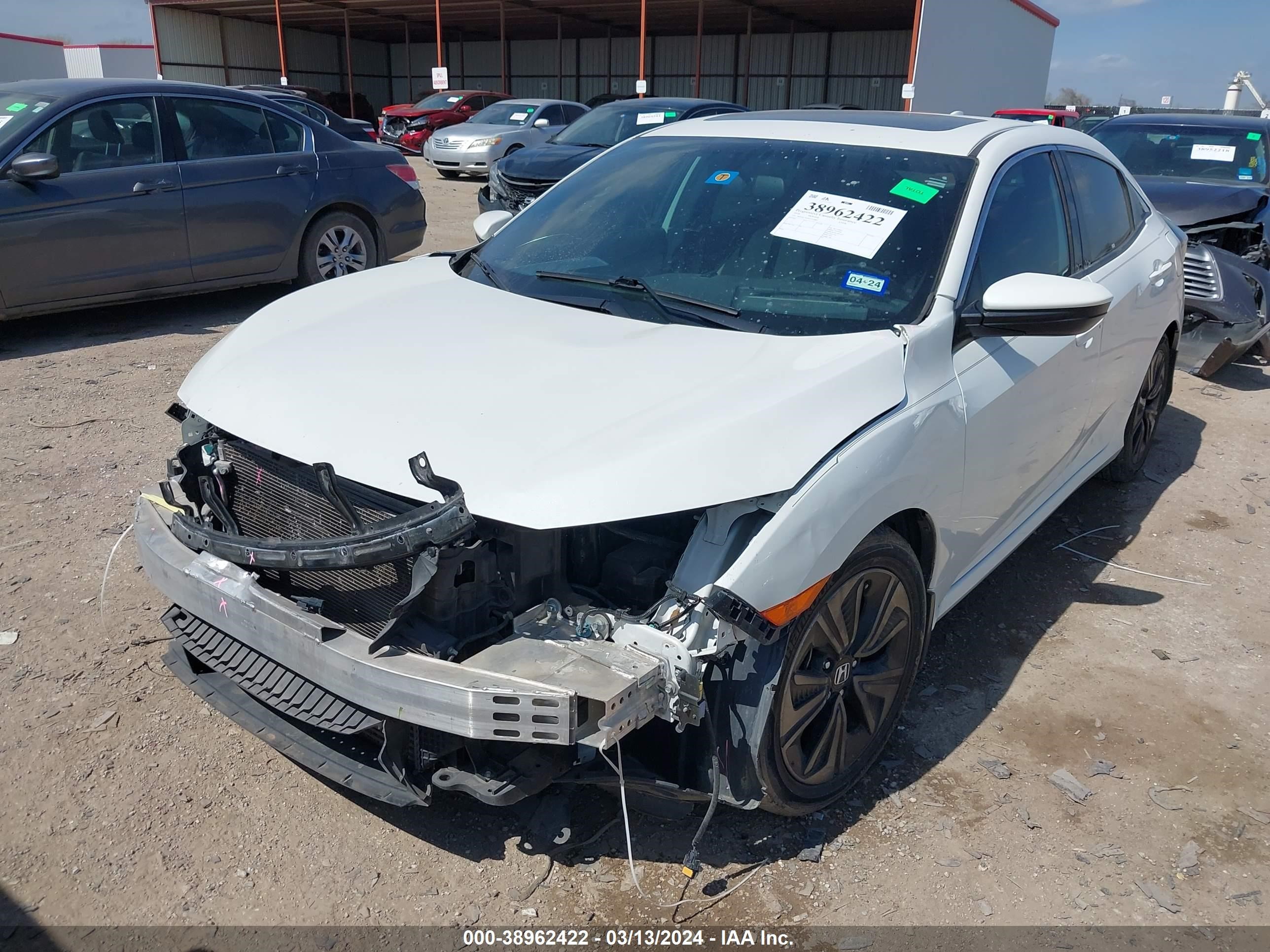 Photo 5 VIN: SHHFK7H50JU214887 - HONDA CIVIC 