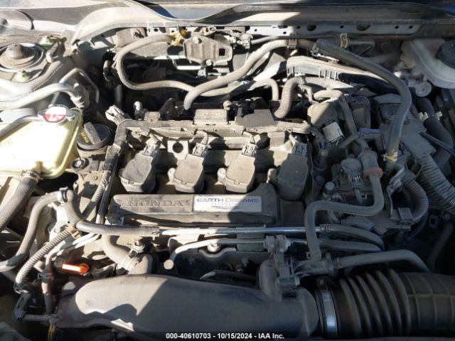 Photo 9 VIN: SHHFK7H51HU413084 - HONDA CIVIC 