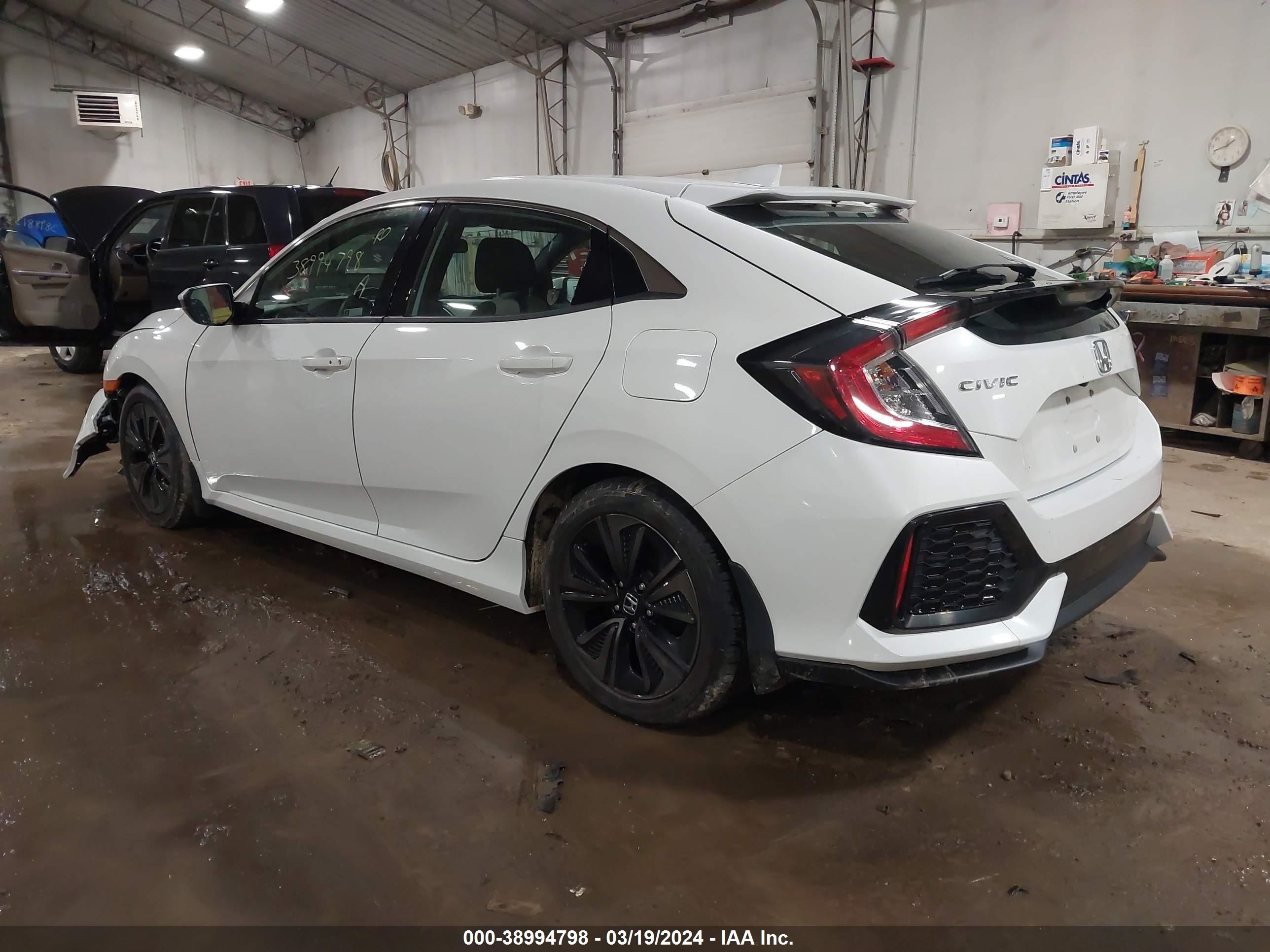 Photo 2 VIN: SHHFK7H57JU427819 - HONDA CIVIC 