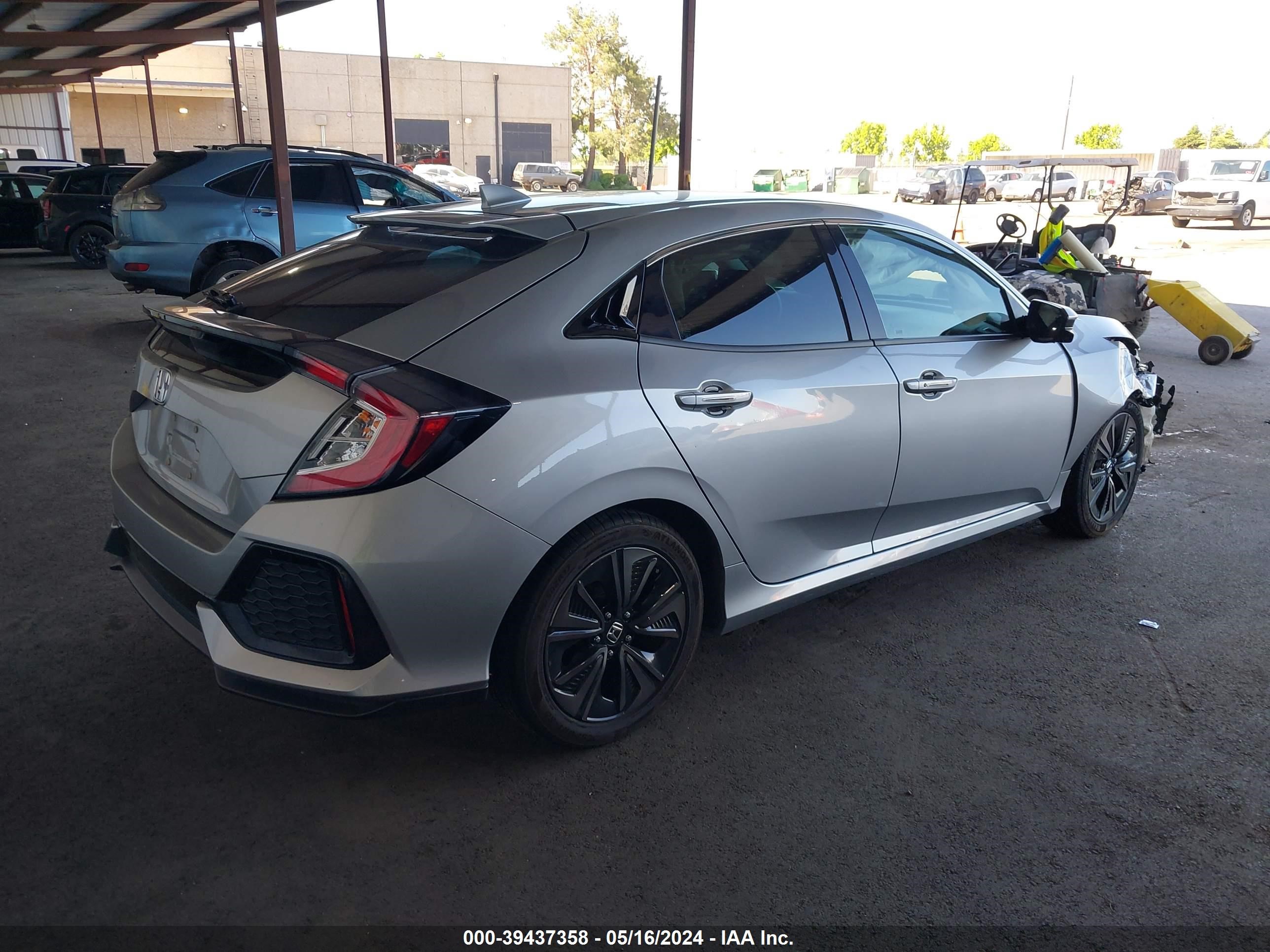 Photo 3 VIN: SHHFK7H57JU428002 - HONDA CIVIC 