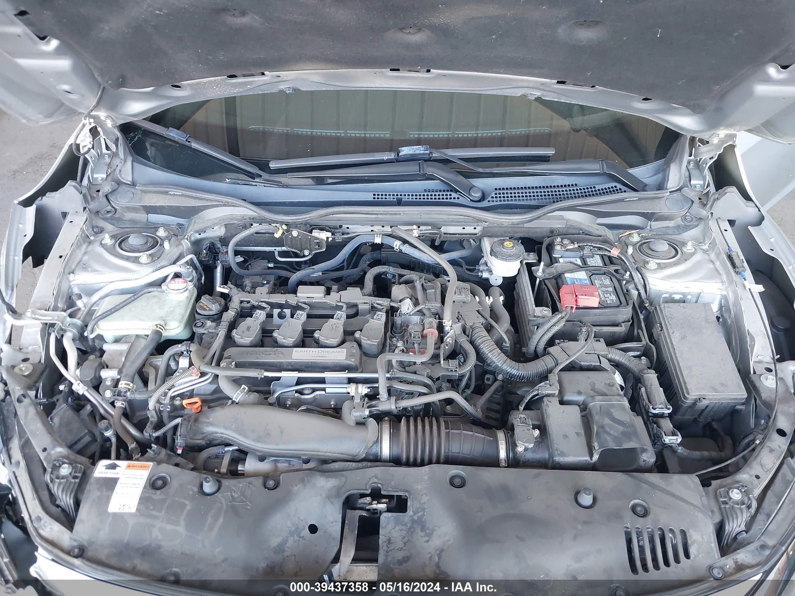 Photo 9 VIN: SHHFK7H57JU428002 - HONDA CIVIC 