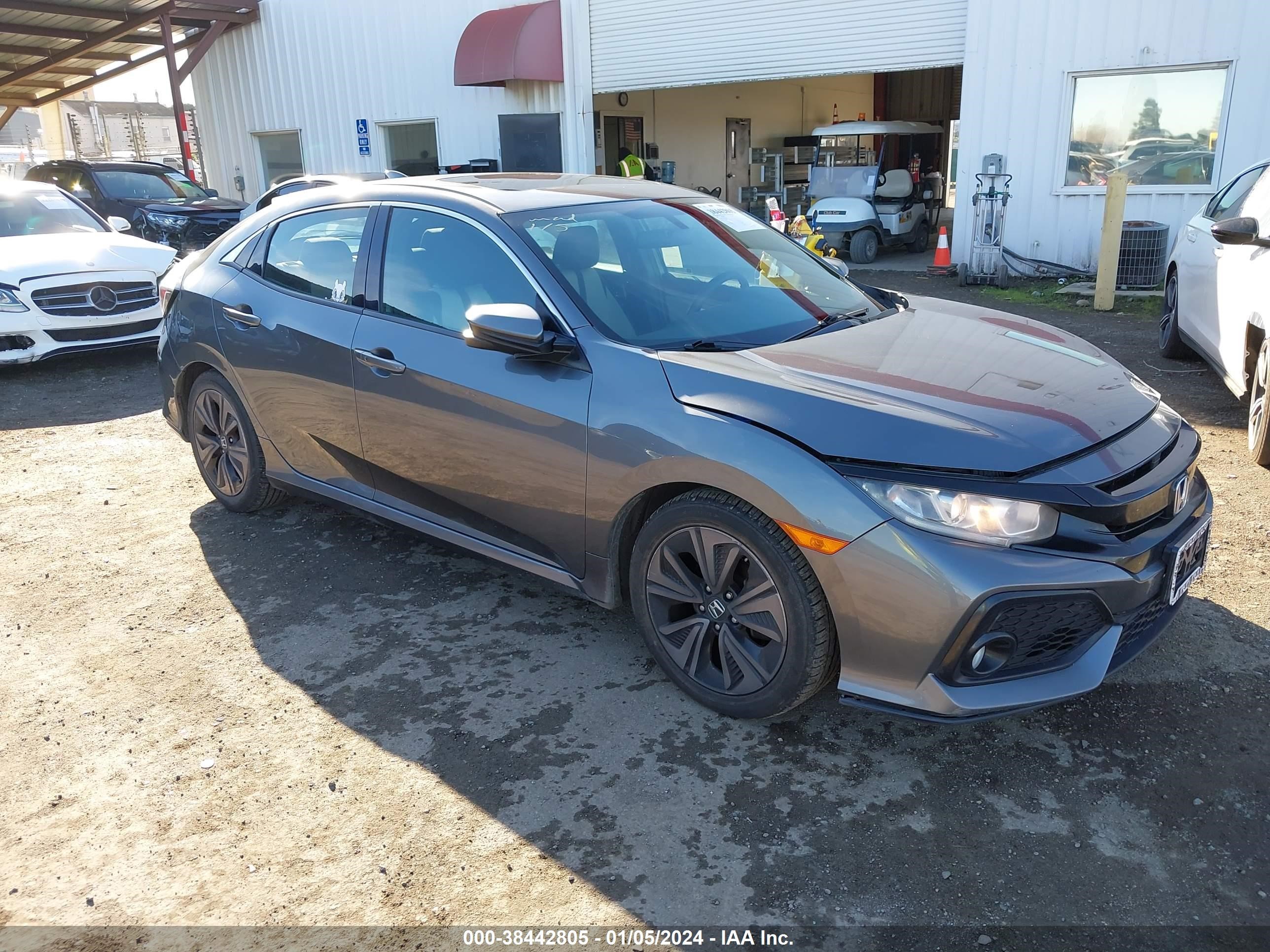 Photo 0 VIN: SHHFK7H58JU402492 - HONDA CIVIC 