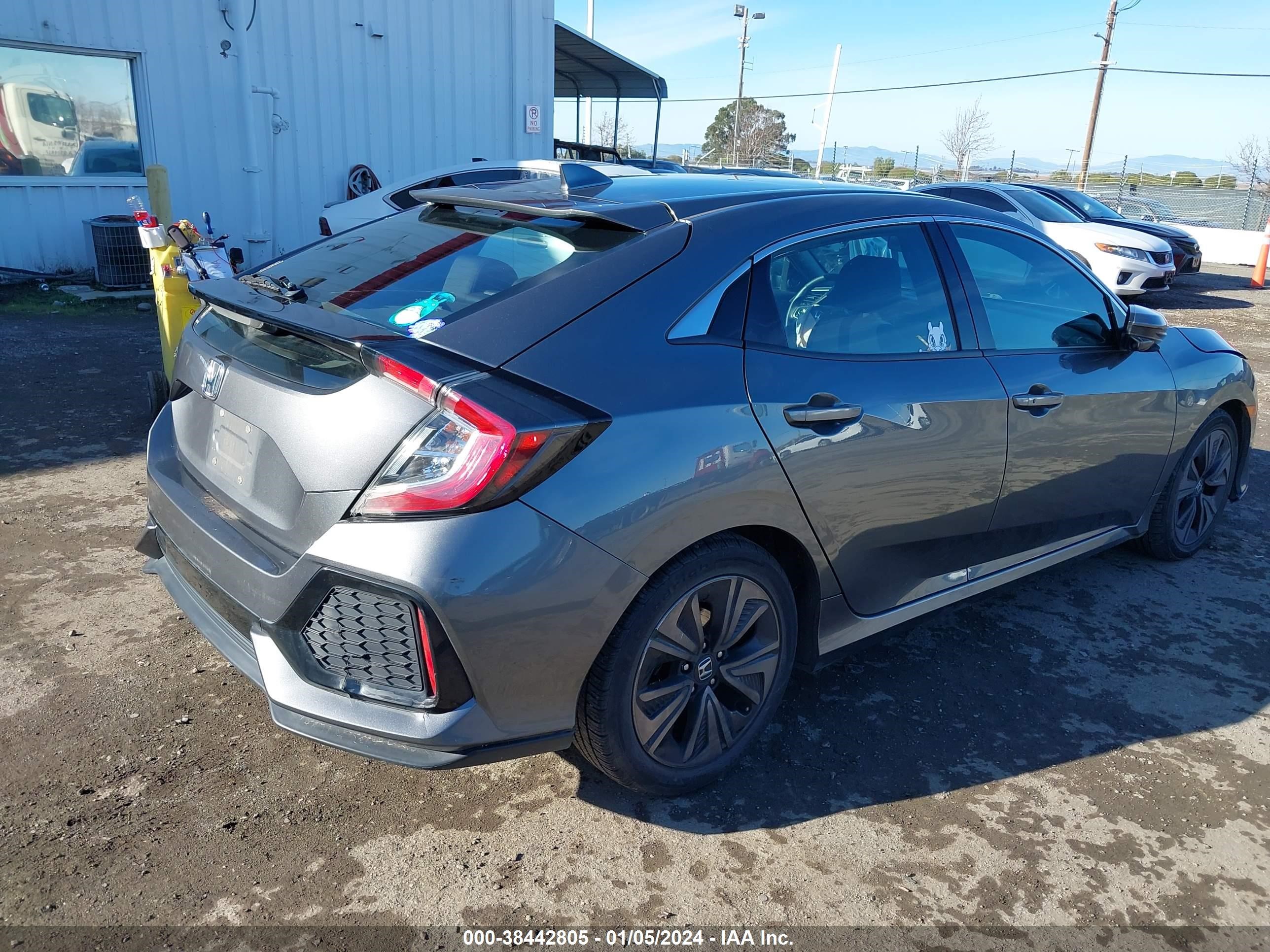 Photo 3 VIN: SHHFK7H58JU402492 - HONDA CIVIC 