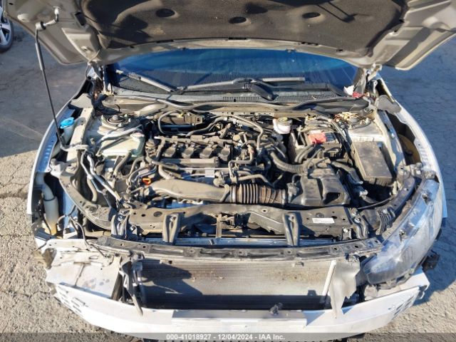 Photo 9 VIN: SHHFK7H58JU406008 - HONDA CIVIC 