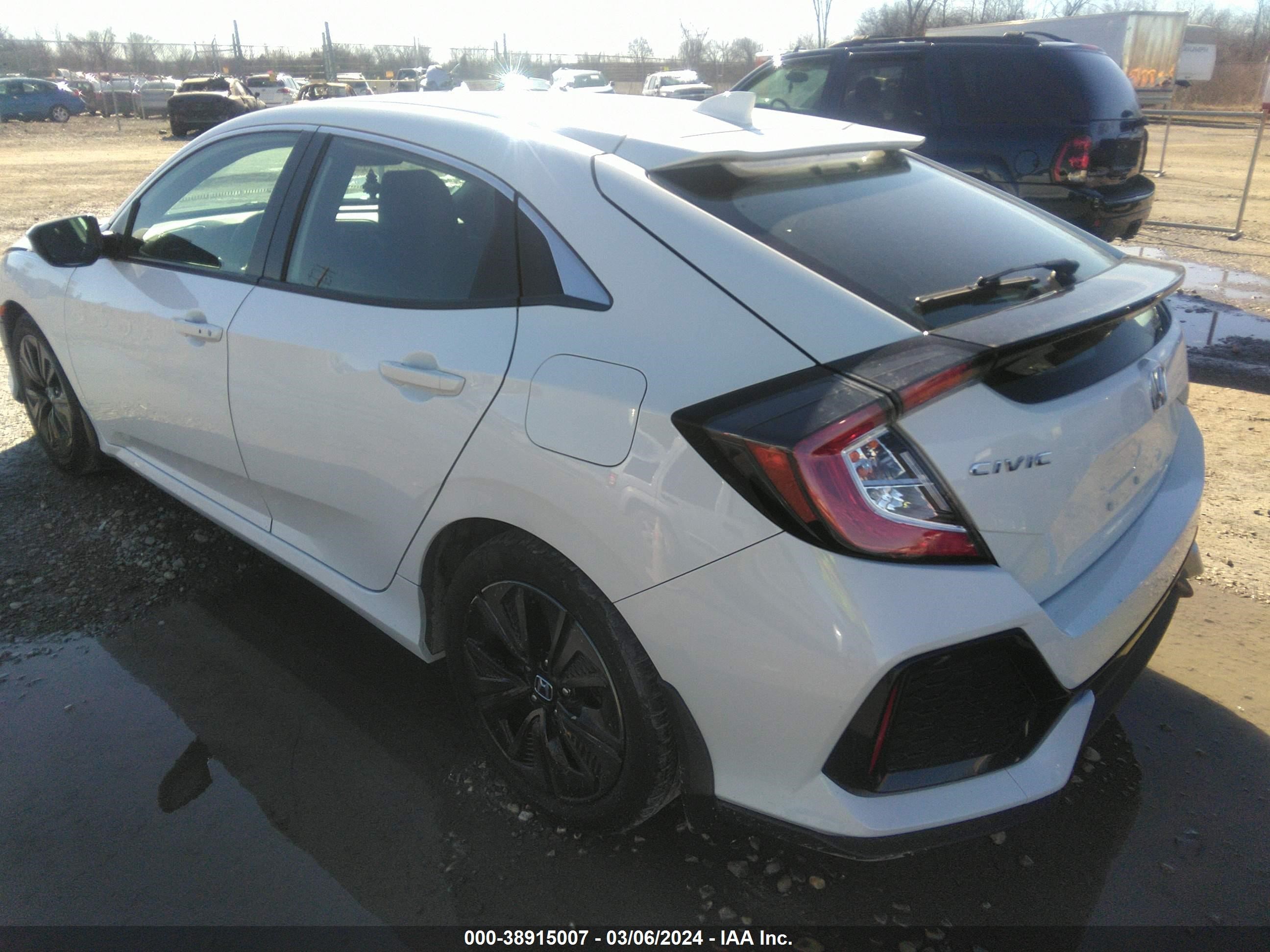 Photo 2 VIN: SHHFK7H64KU205605 - HONDA CIVIC 