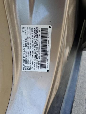 Photo 12 VIN: SHSRD68506U402277 - HONDA CR-V LX 