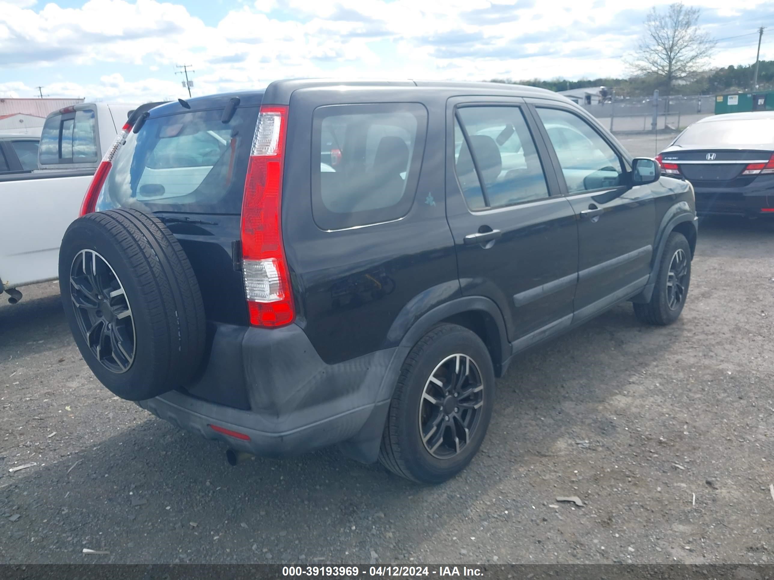 Photo 3 VIN: SHSRD68515U301277 - HONDA CR-V 