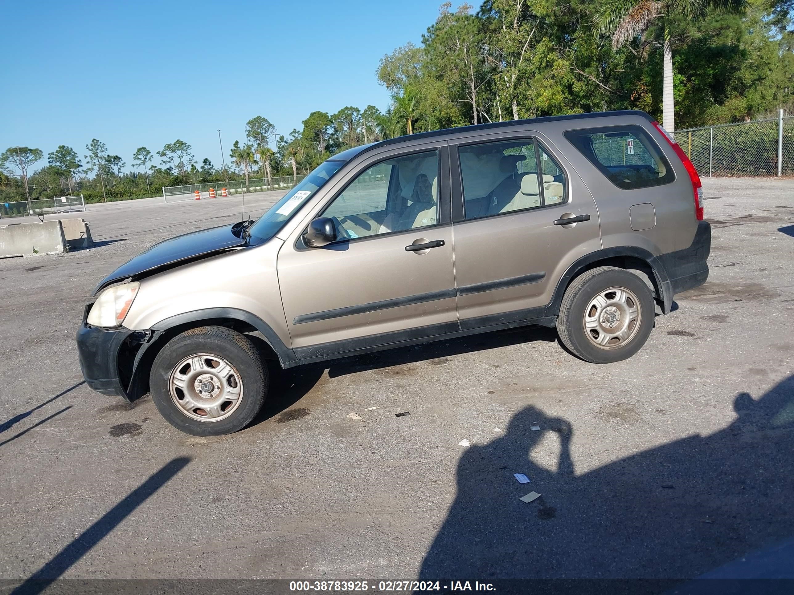 Photo 12 VIN: SHSRD68516U400697 - HONDA CR-V 