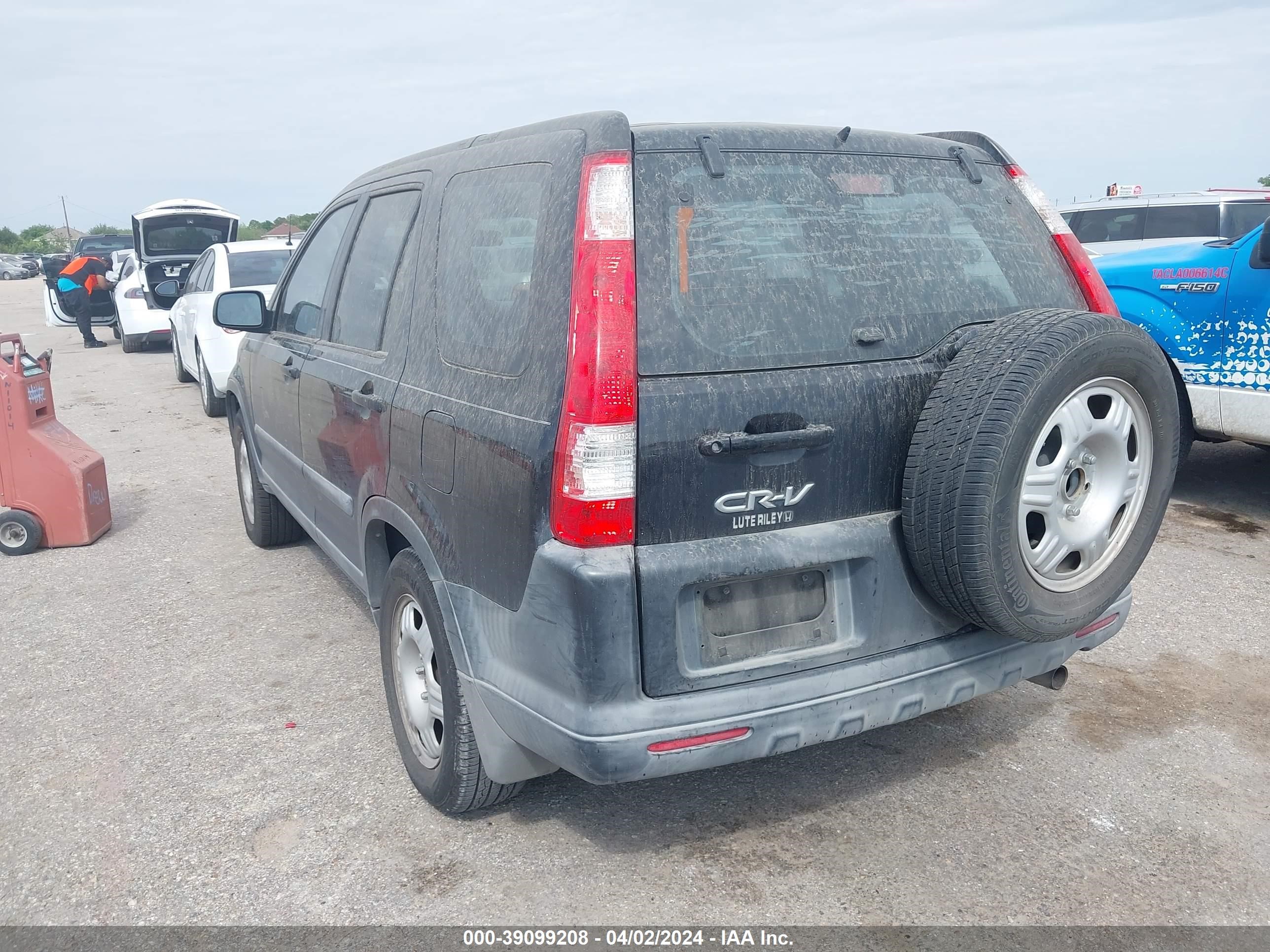 Photo 2 VIN: SHSRD68545U301659 - HONDA CR-V 