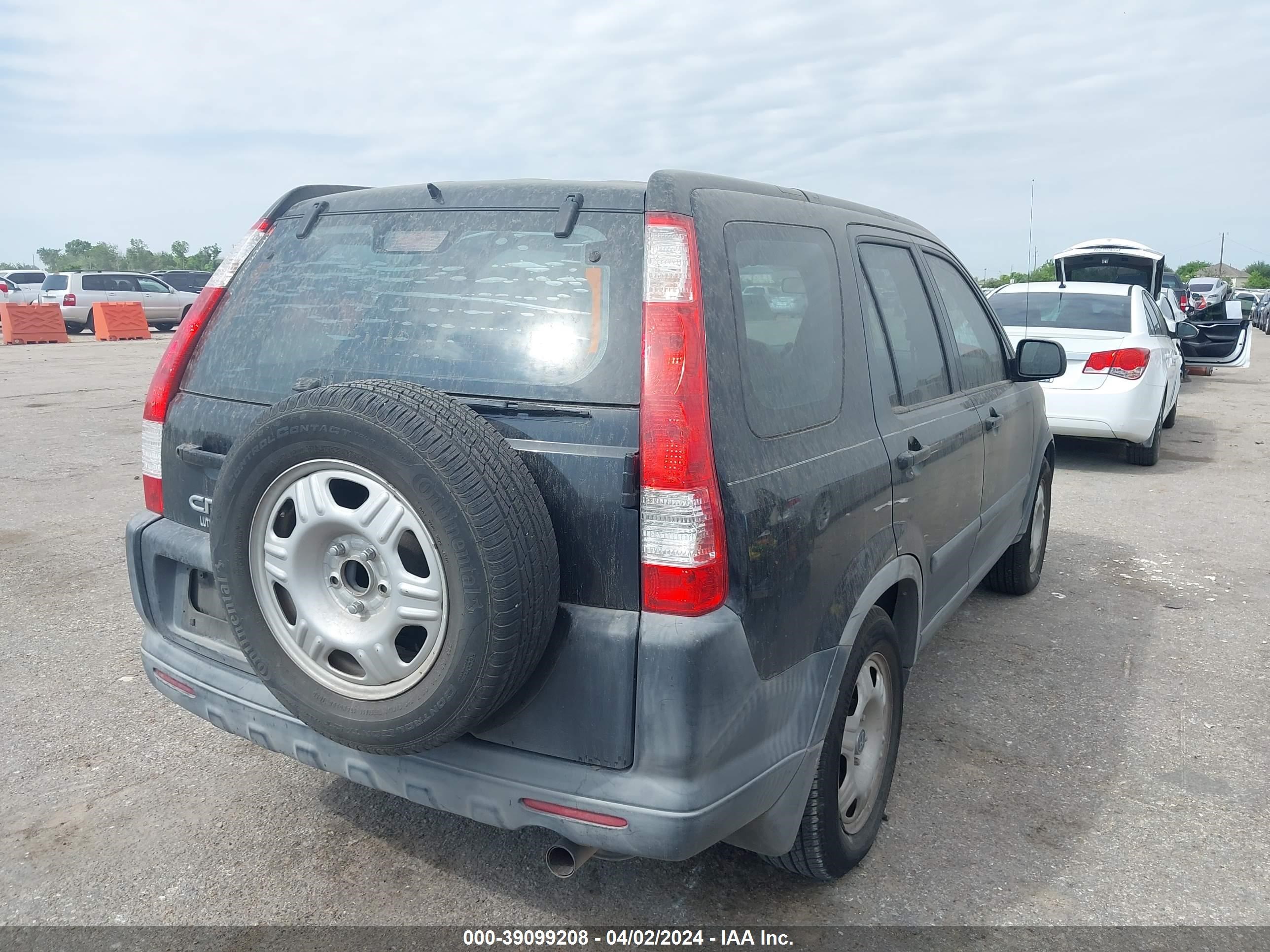 Photo 3 VIN: SHSRD68545U301659 - HONDA CR-V 