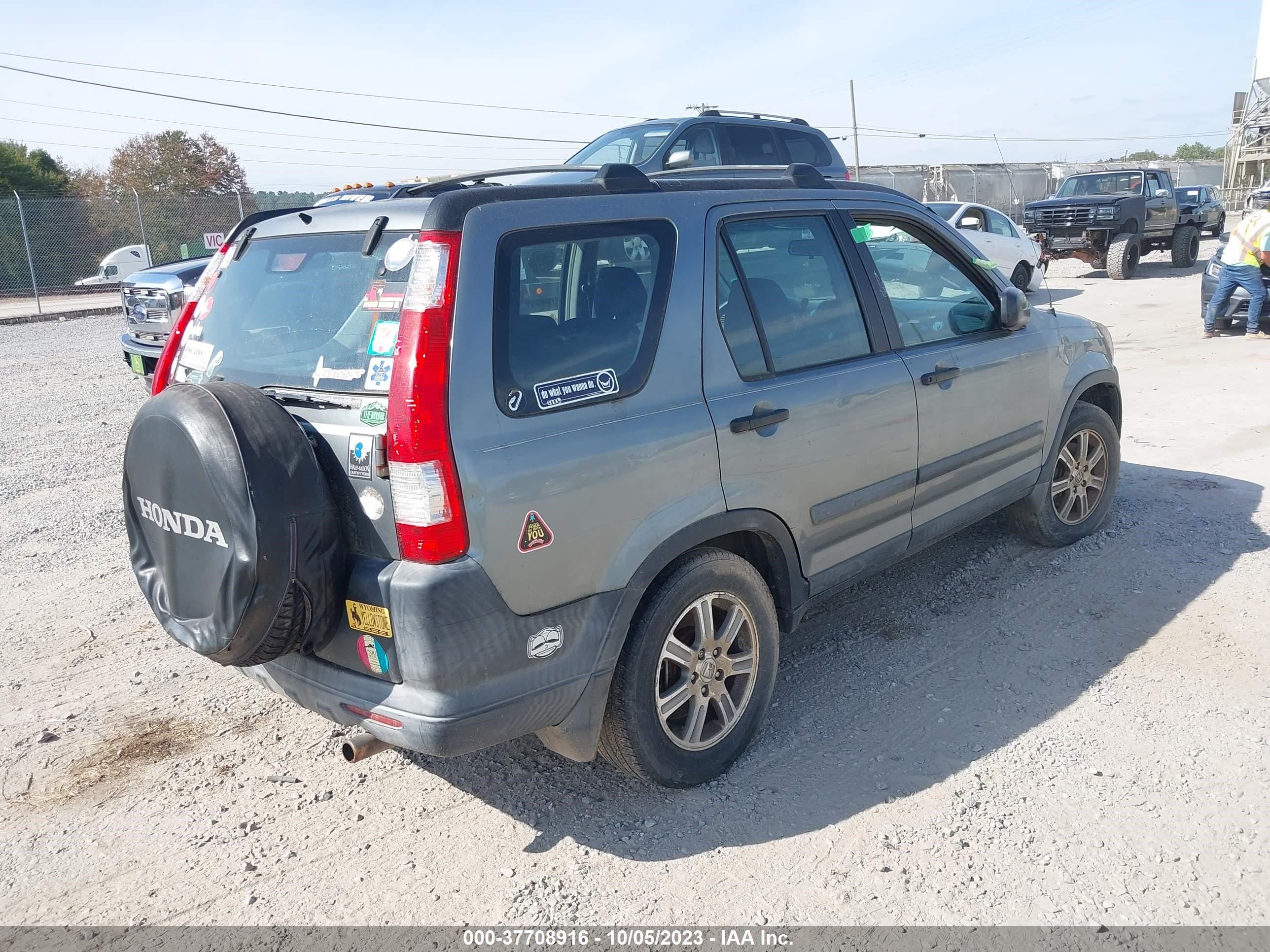 Photo 3 VIN: SHSRD68566U404003 - HONDA CR-V 