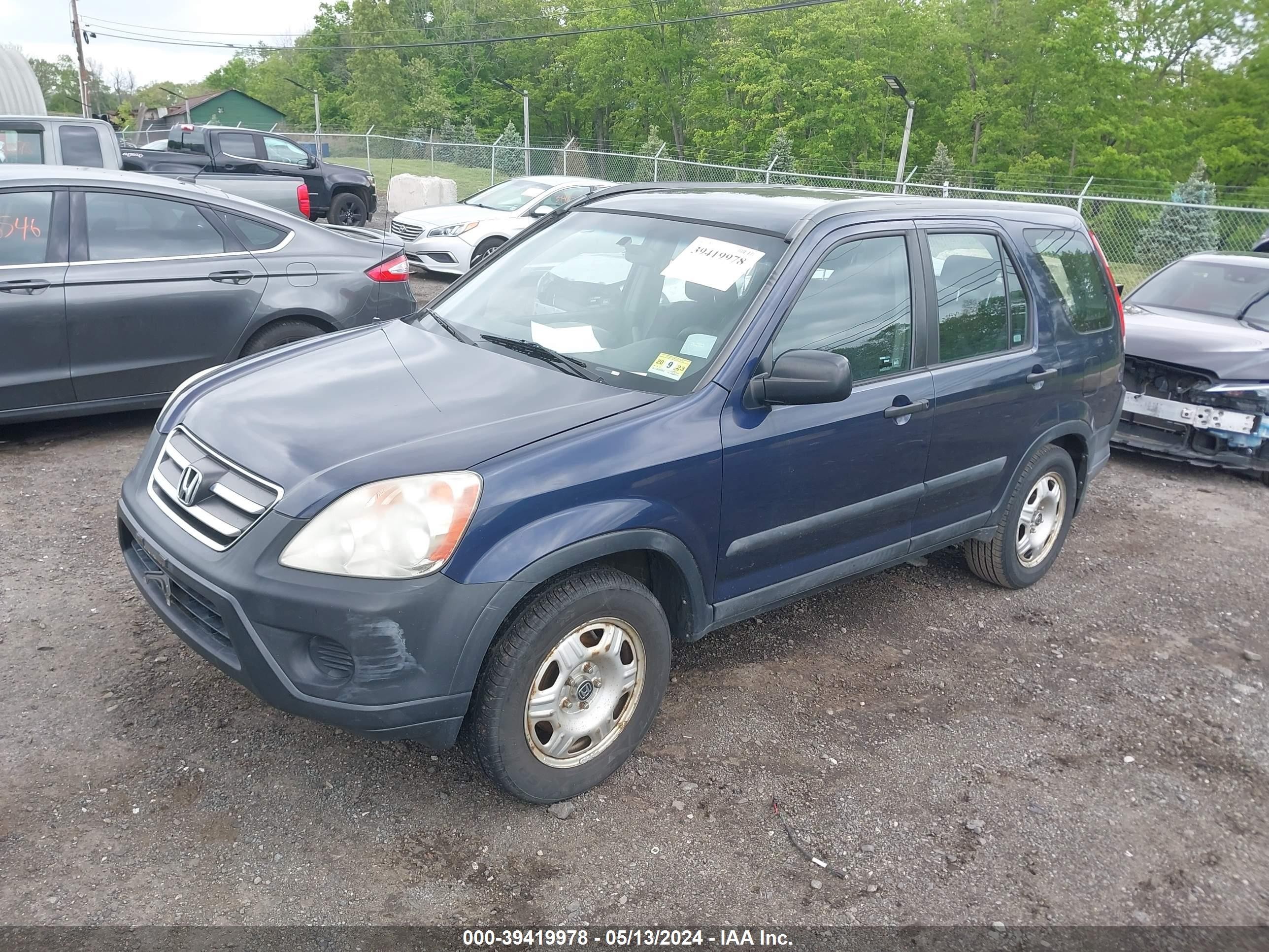 Photo 1 VIN: SHSRD78596U445425 - HONDA CR-V 