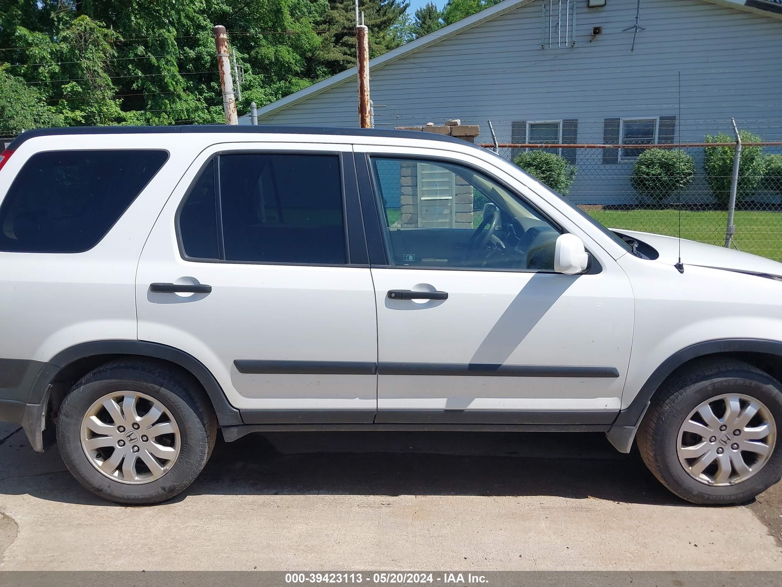 Photo 12 VIN: SHSRD78815U306530 - HONDA CR-V 