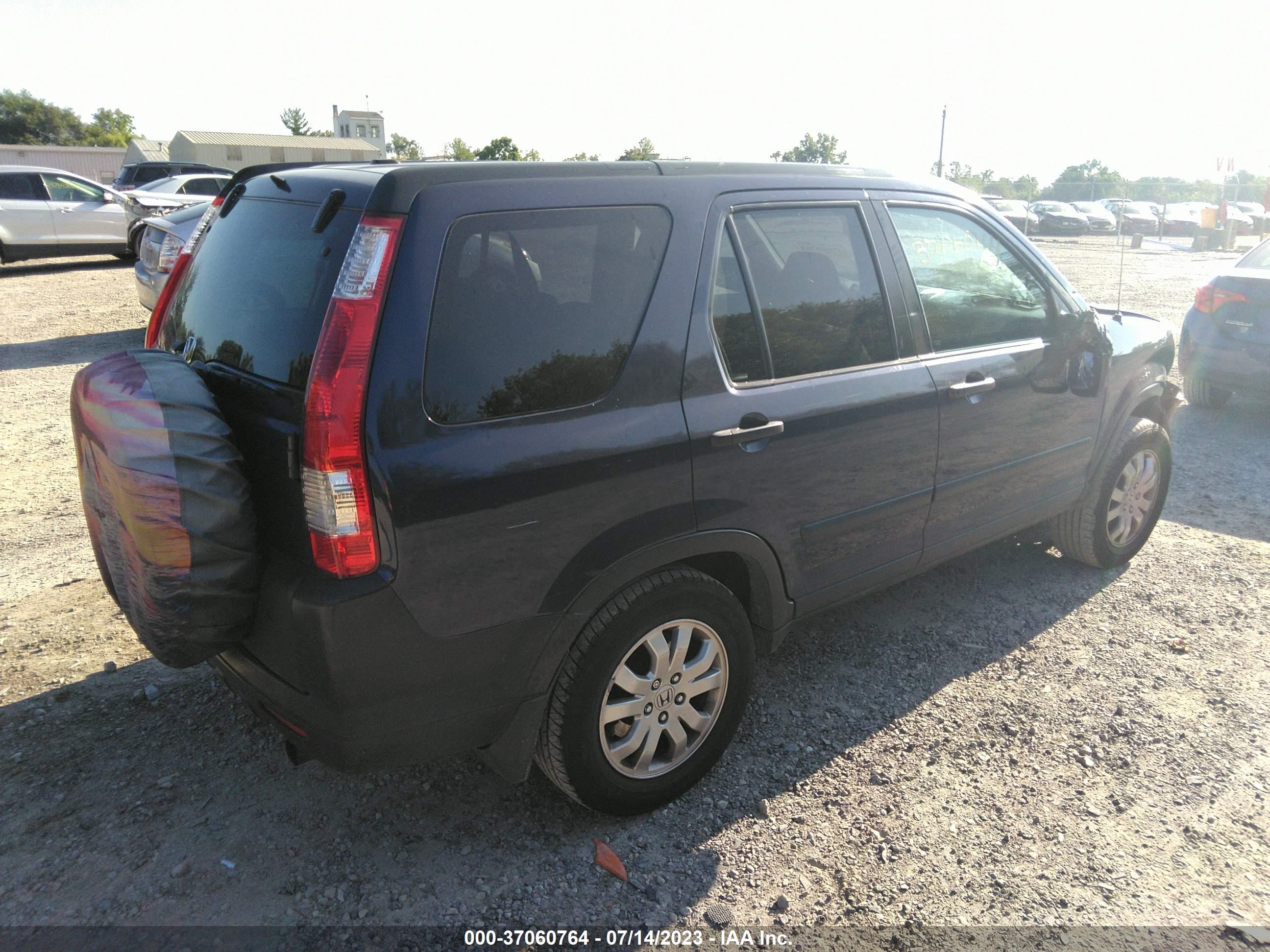 Photo 3 VIN: SHSRD78826U439928 - HONDA CR-V 